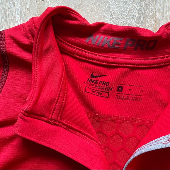 Nike Pro Pullover - Picture 4 of 5